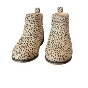 NWT Cat & Jack Toddler Leopard Print Boots Size 7